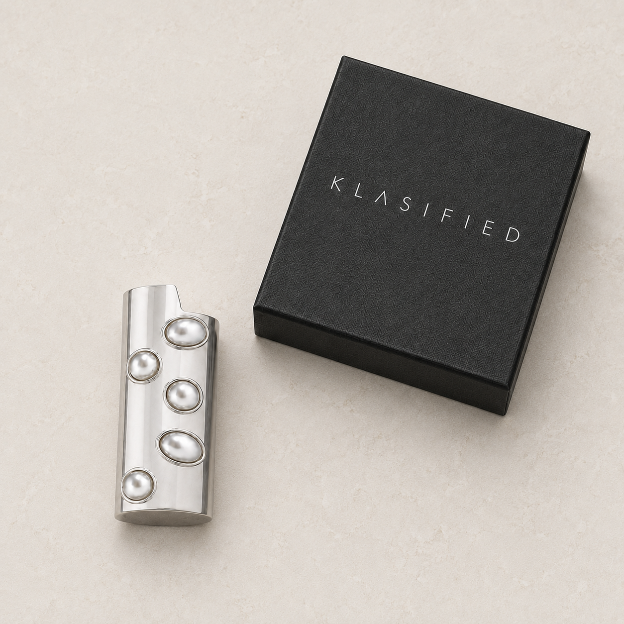 Silver pearl lighter case with black KLΛSIFIED gift box